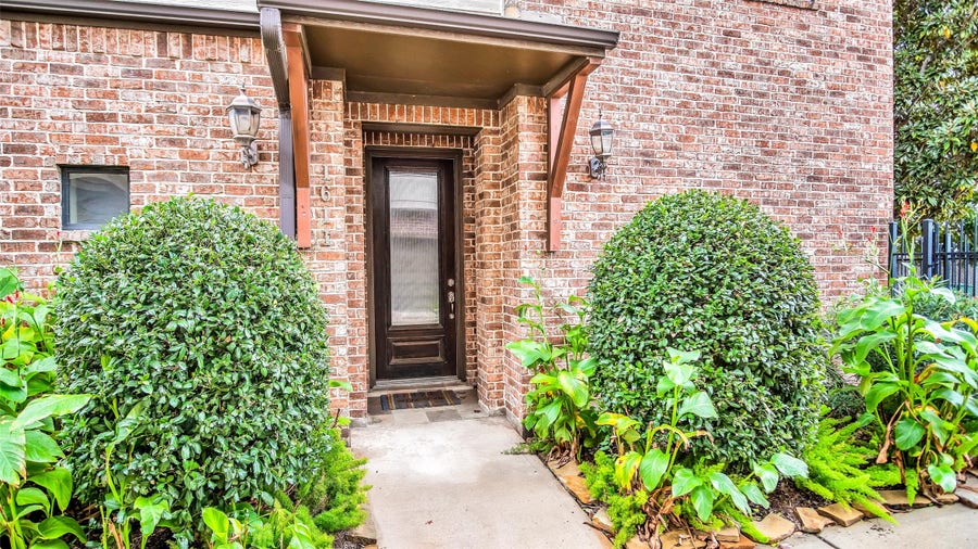 Property photo for 1611 Silver Street, Houston, TX