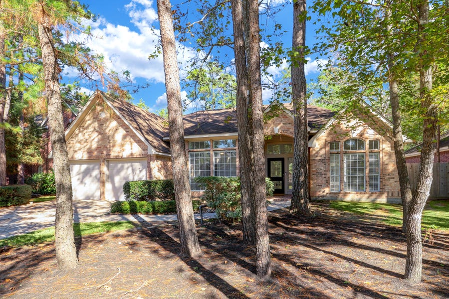 Property photo for 138 Summer Storm Place, Spring, TX