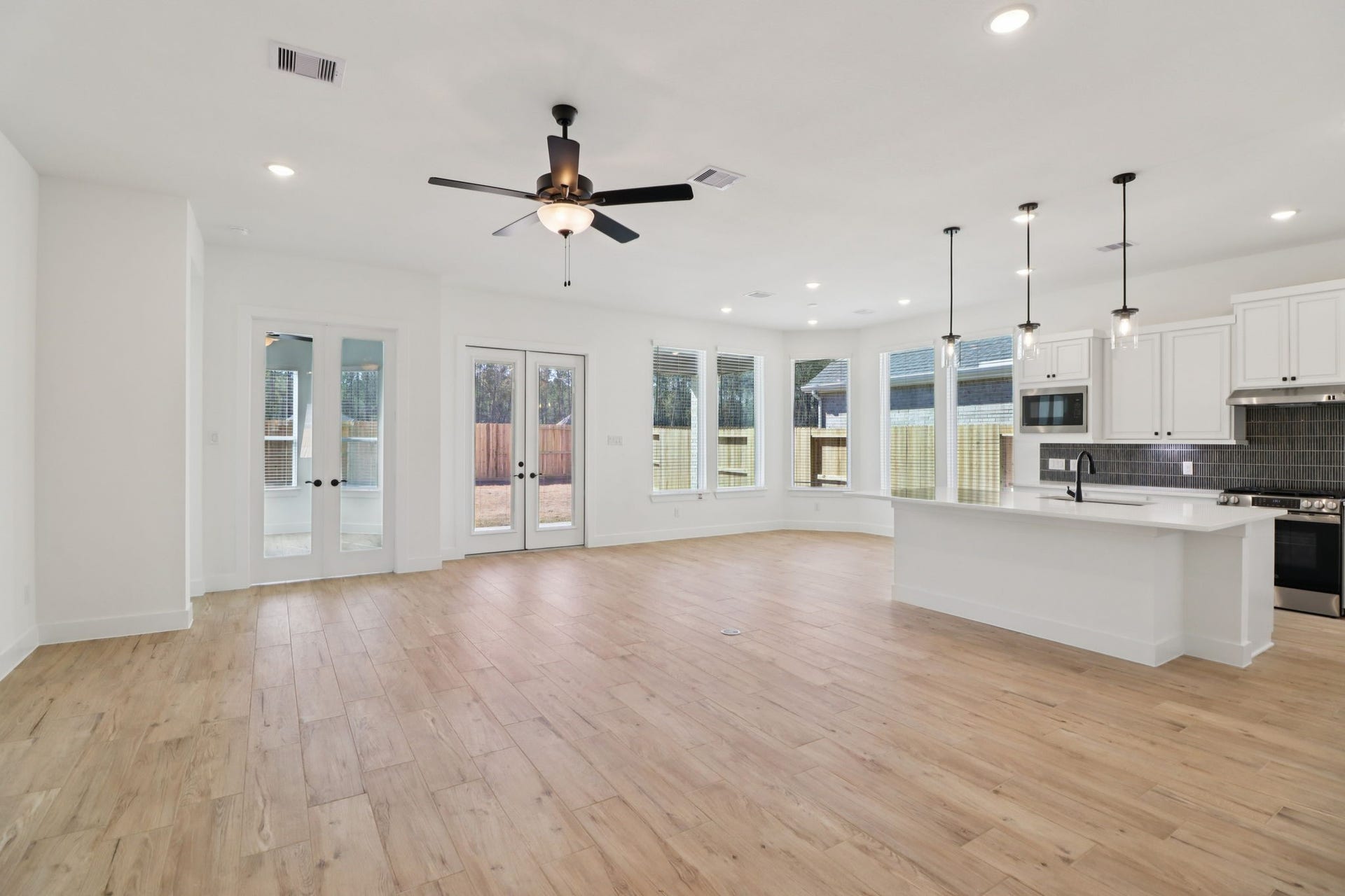 9742 Roaring River Falls Lane, Porter, TX 77365 9742 Roaring River Falls Lane, Porter, TX 77365