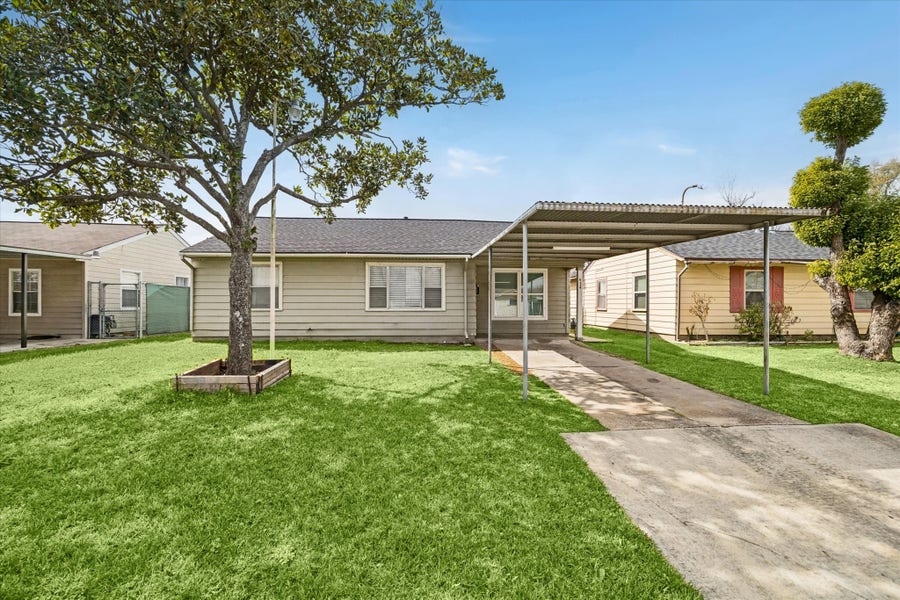 Property photo for 434 Meters Street, Houston, TX