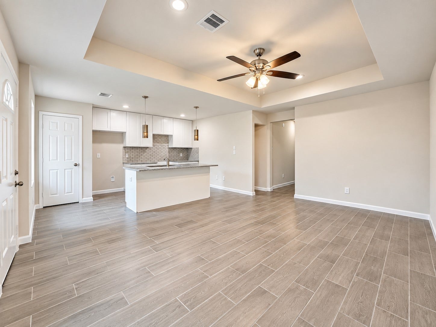 9119 Sherbourne Street, Houston, TX 77016 9119 Sherbourne Street, Houston, TX 77016