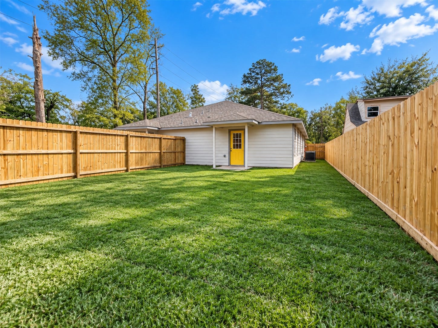 9119 Sherbourne Street, Houston, TX 77016 9119 Sherbourne Street, Houston, TX 77016