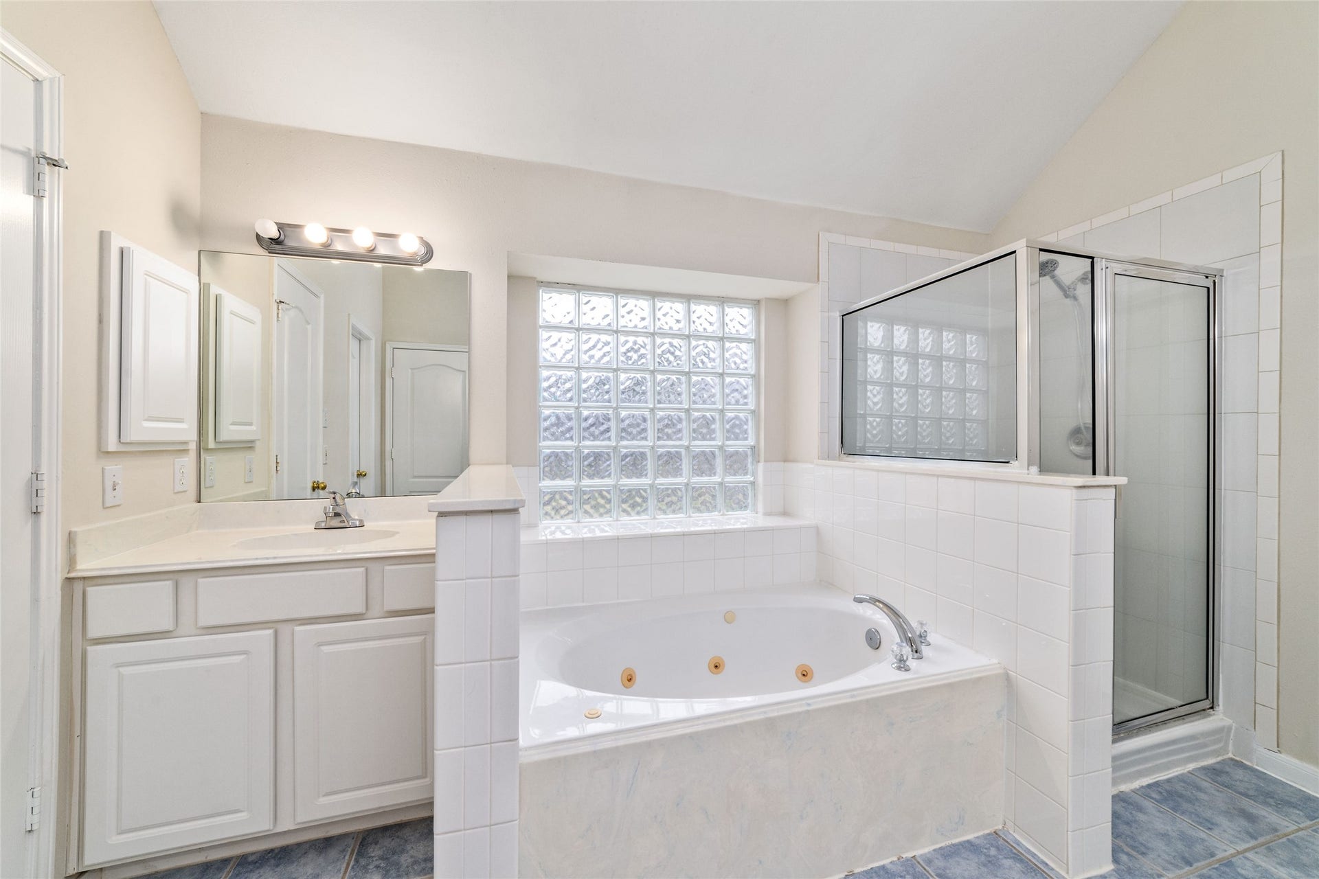 4602 Western Branch Court, Houston, TX 77066 4602 Western Branch Court, Houston, TX 77066