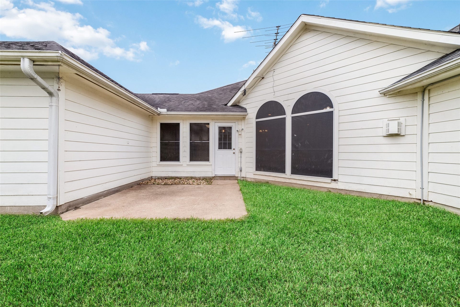 4602 Western Branch Court, Houston, TX 77066 4602 Western Branch Court, Houston, TX 77066