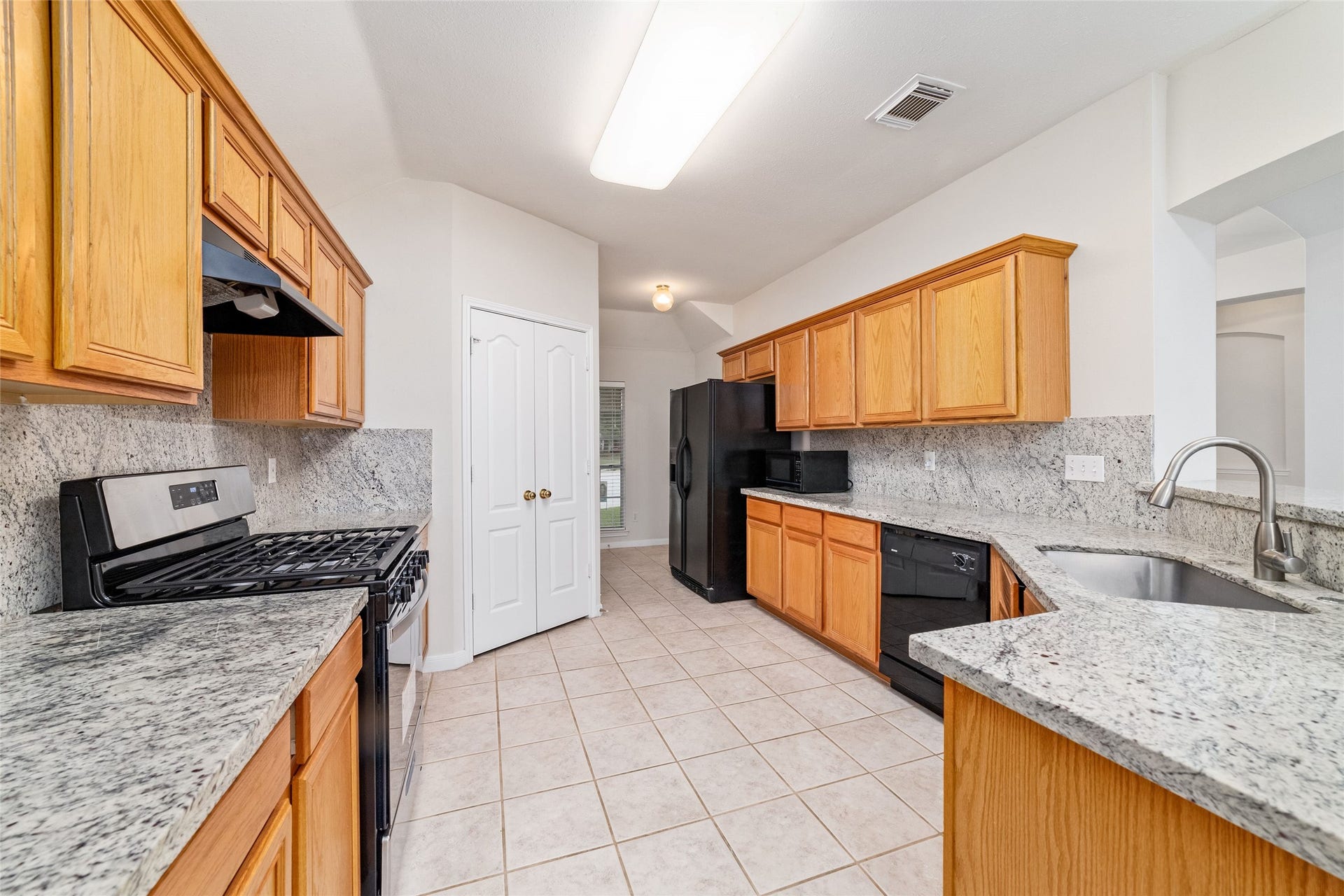 4602 Western Branch Court, Houston, TX 77066 4602 Western Branch Court, Houston, TX 77066