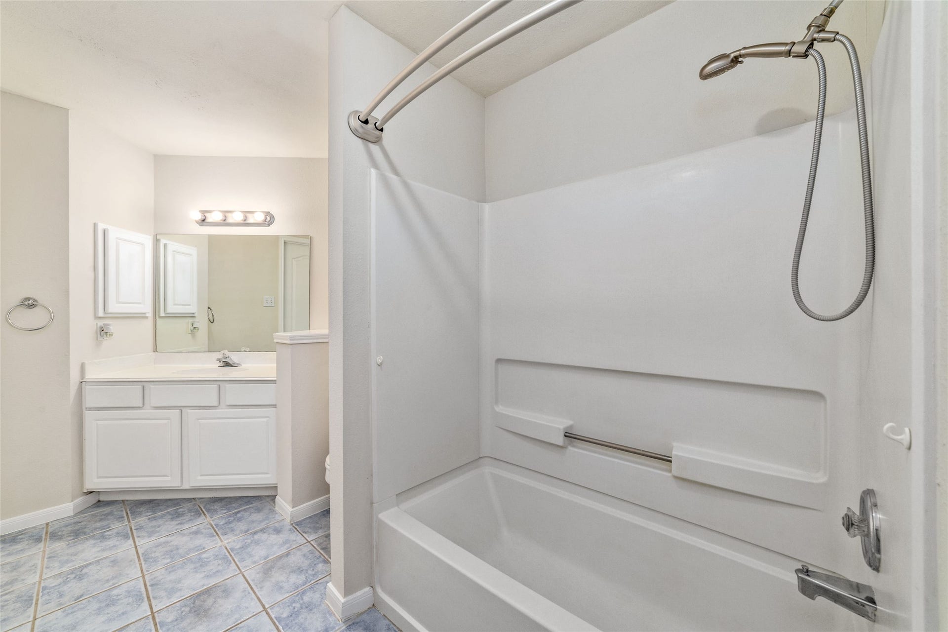 4602 Western Branch Court, Houston, TX 77066 4602 Western Branch Court, Houston, TX 77066