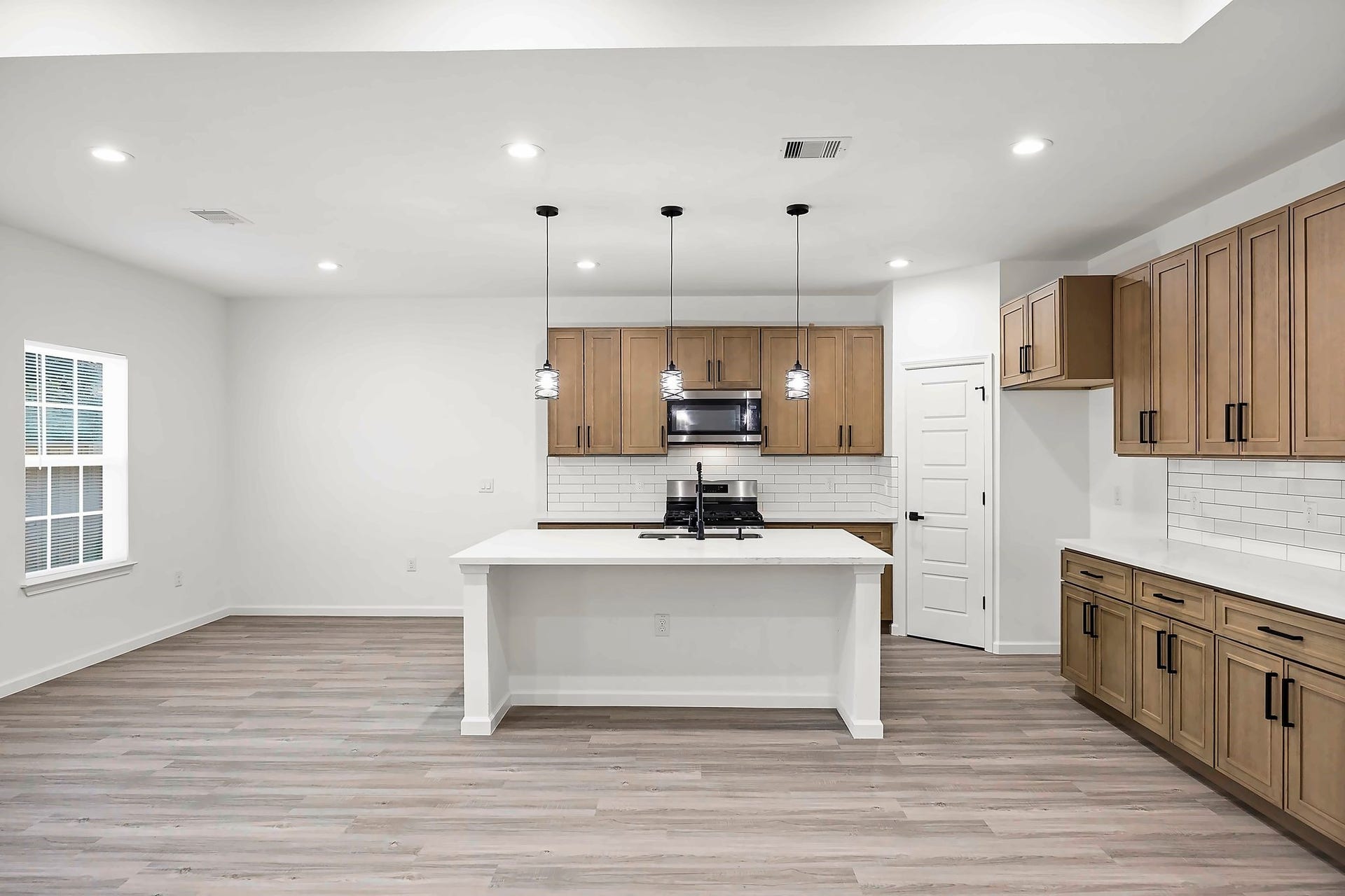 5526 Hartwick Road, Houston, TX 77016 5526 Hartwick Road, Houston, TX 77016