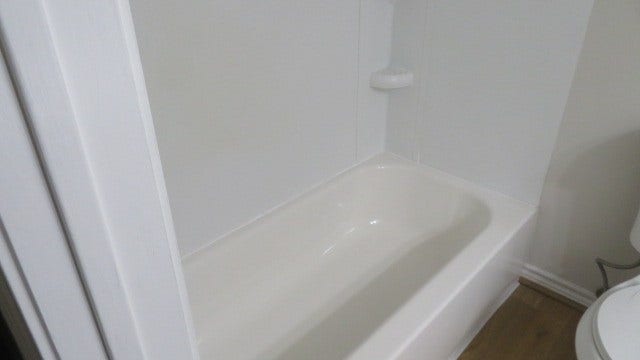3221 Wheatridge Street, Pearland, TX 77581 Primary bath with tub/shower