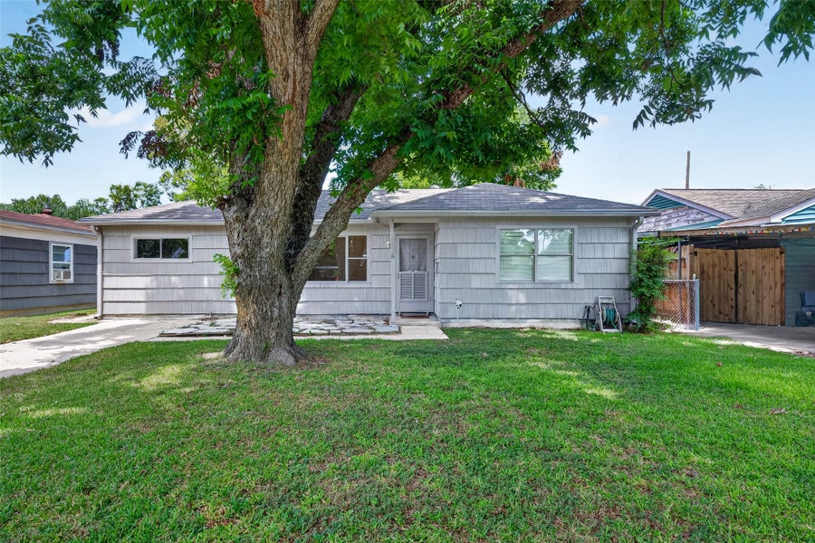 Property photo for 6610 Barney Road, Houston, TX