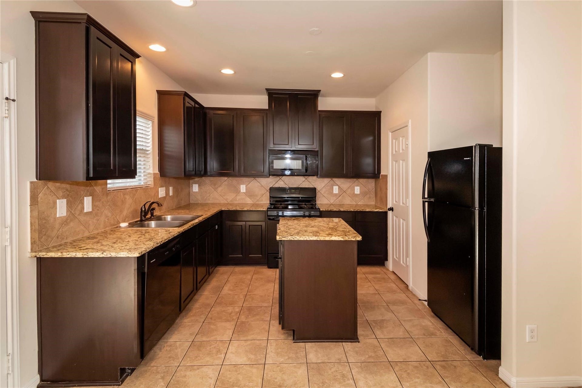 5503 Casa Mila Drive, Katy, TX 77449 5503 Casa Mila Drive, Katy, TX 77449