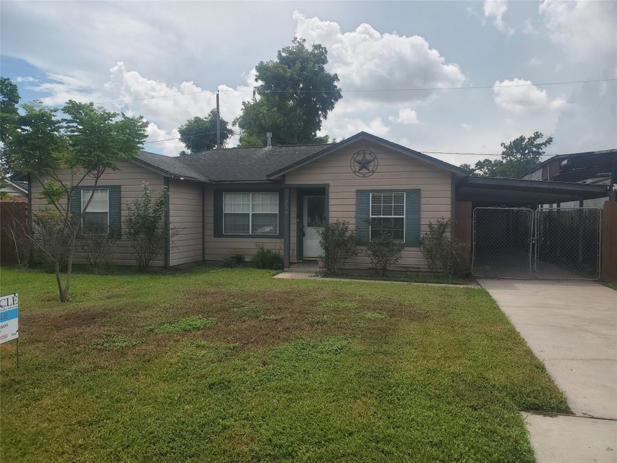 Property photo for 230 Treasure Drive, Houston, TX