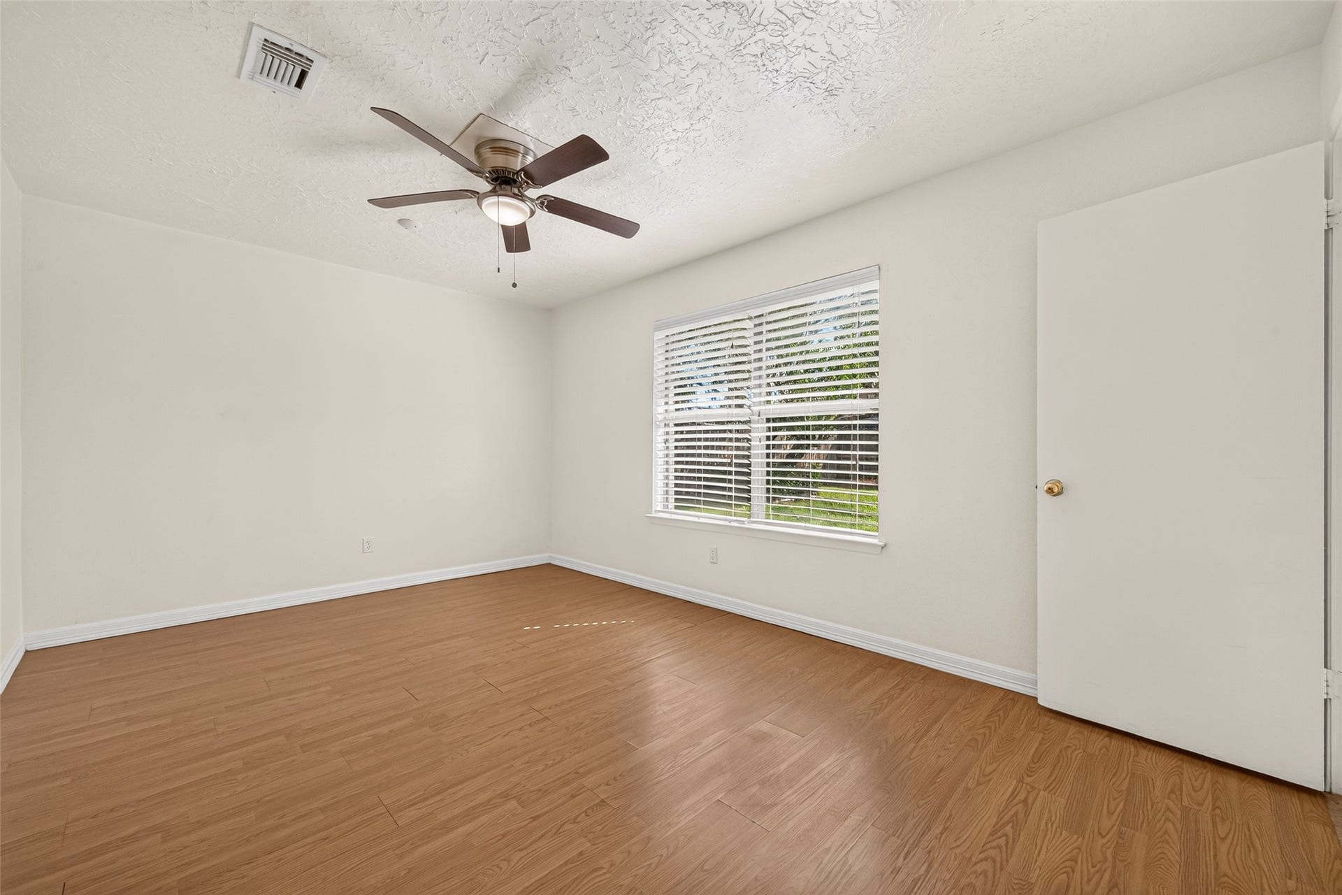 2803 Fir Crest Court, Stafford, TX 77477 2803 Fir Crest Court, Stafford, TX 77477