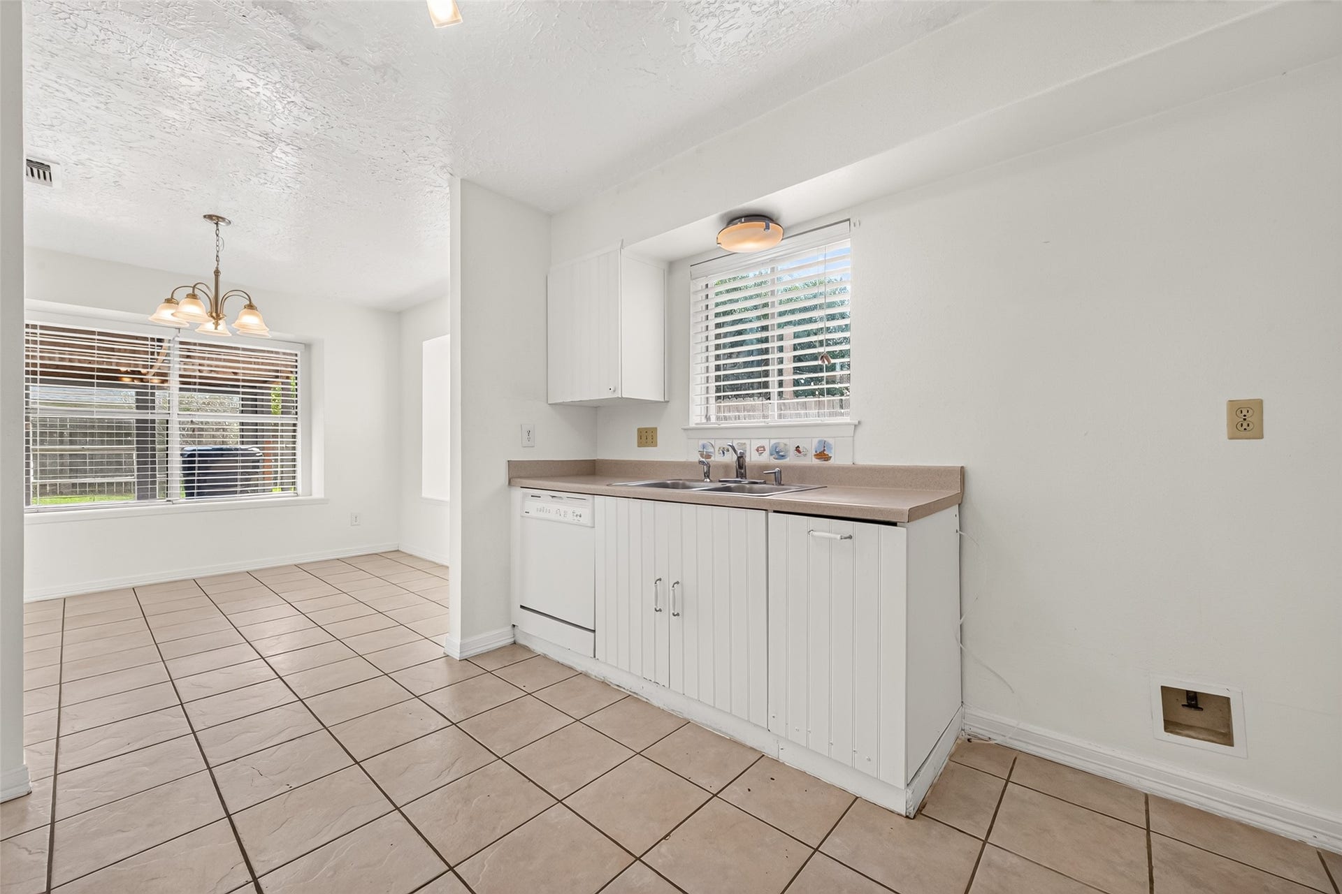 2803 Fir Crest Court, Stafford, TX 77477 2803 Fir Crest Court, Stafford, TX 77477