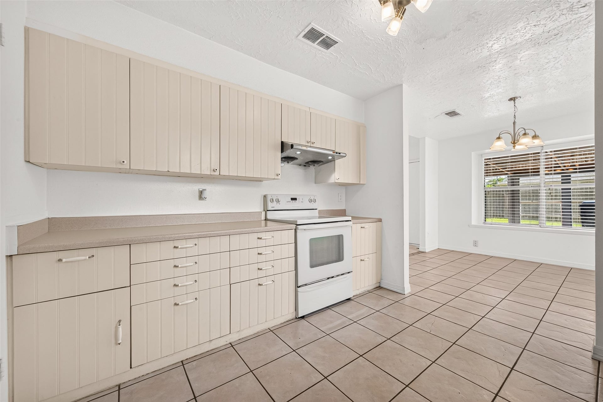 2803 Fir Crest Court, Stafford, TX 77477 2803 Fir Crest Court, Stafford, TX 77477