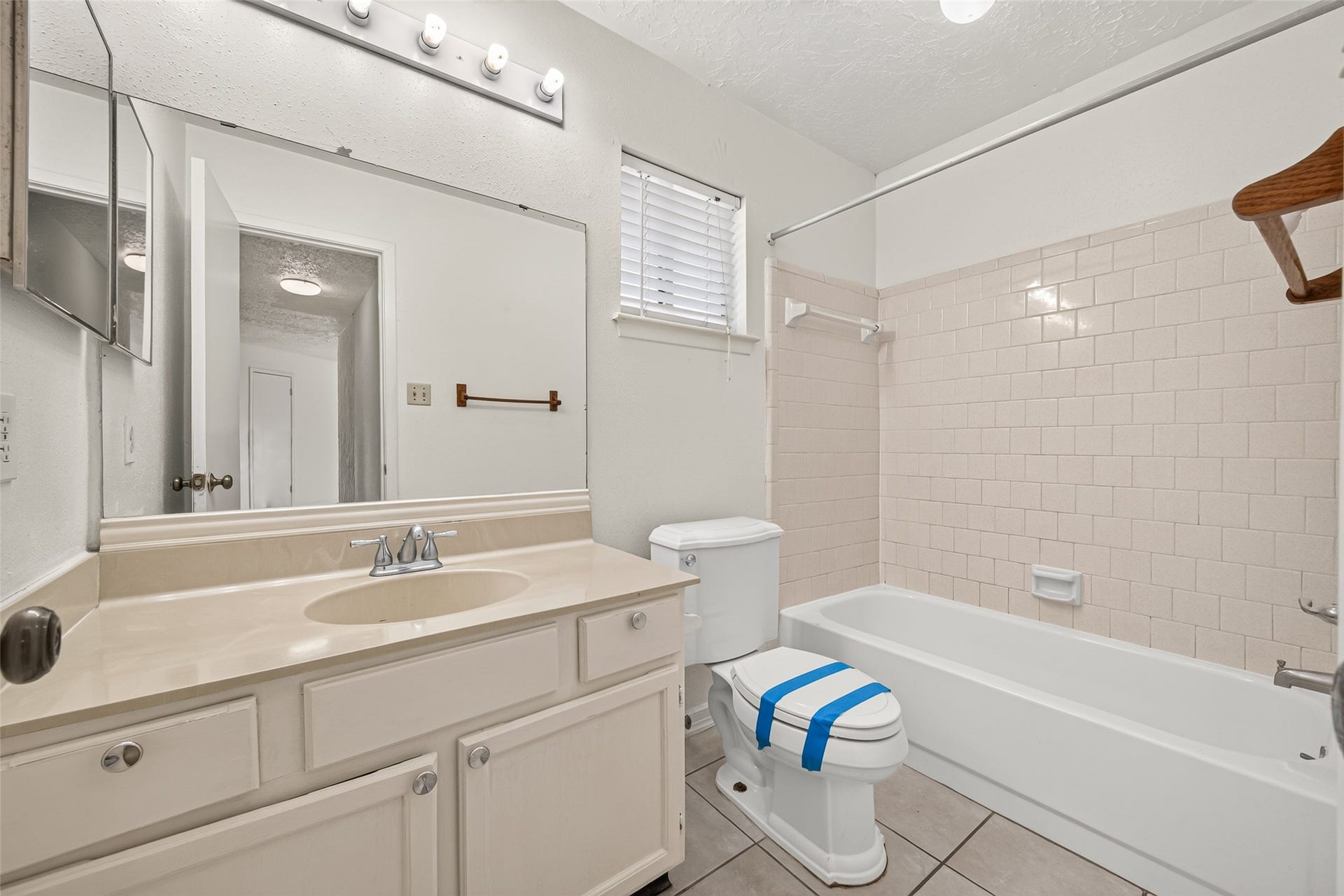 2803 Fir Crest Court, Stafford, TX 77477 2803 Fir Crest Court, Stafford, TX 77477