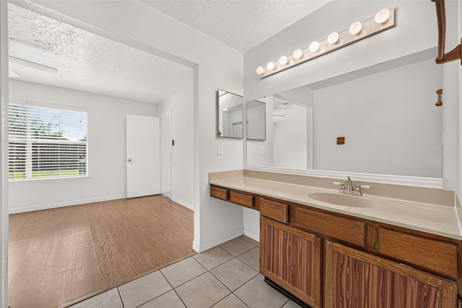 2803 Fir Crest Court, Stafford, TX 77477 2803 Fir Crest Court, Stafford, TX 77477