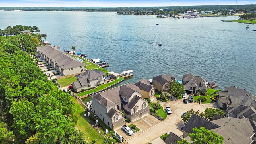 Property photo for 350 Old Aqua Landing E, Conroe, TX