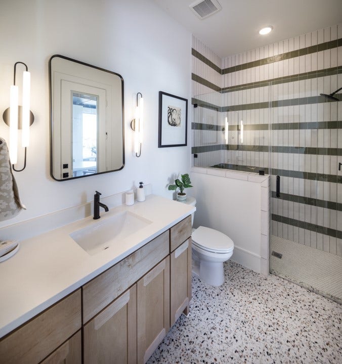 2015 Crown Lake Drive, Missouri City, TX 77459 2015 Crown Lake Drive, Missouri City, TX 77459