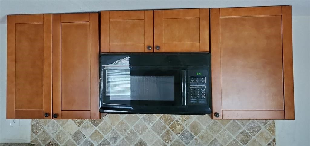 302 # 5 71st Street, Houston, TX 77011 302 # 5 71st Street, Houston, TX 77011