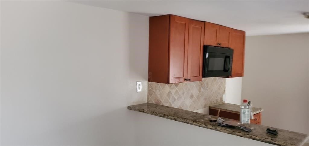 302 # 5 71st Street, Houston, TX 77011 302 # 5 71st Street, Houston, TX 77011