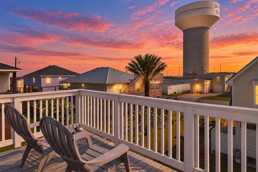 Property photo for 16515 John Davis Road, Jamaica Beach, TX