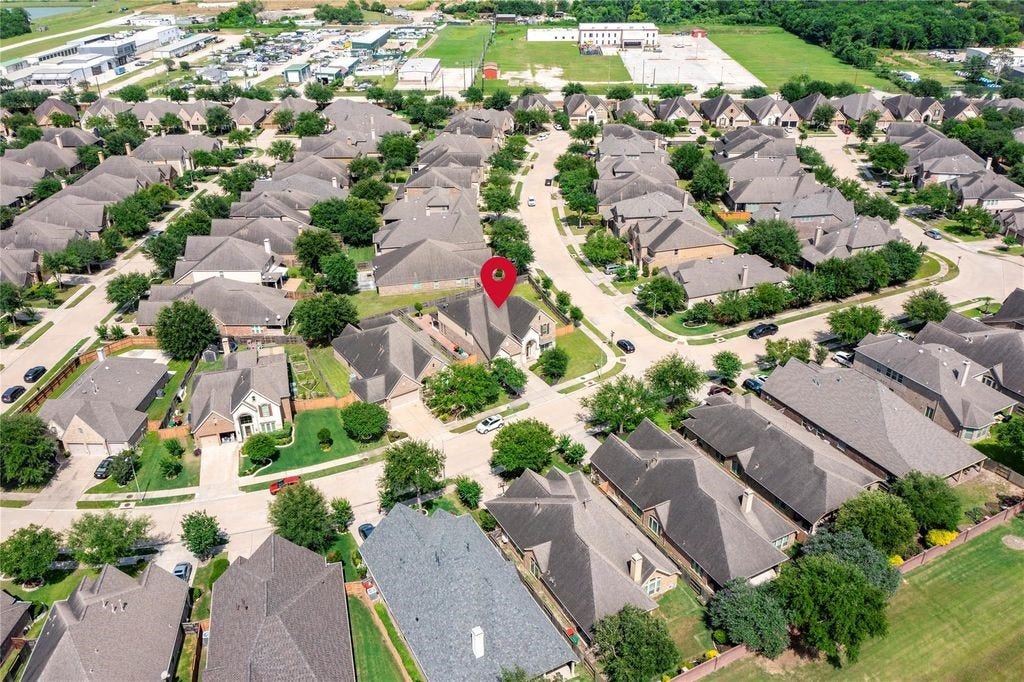 10827 Naburn Gate, Richmond, TX 77407 10827 Naburn Gate, Richmond, TX 77407