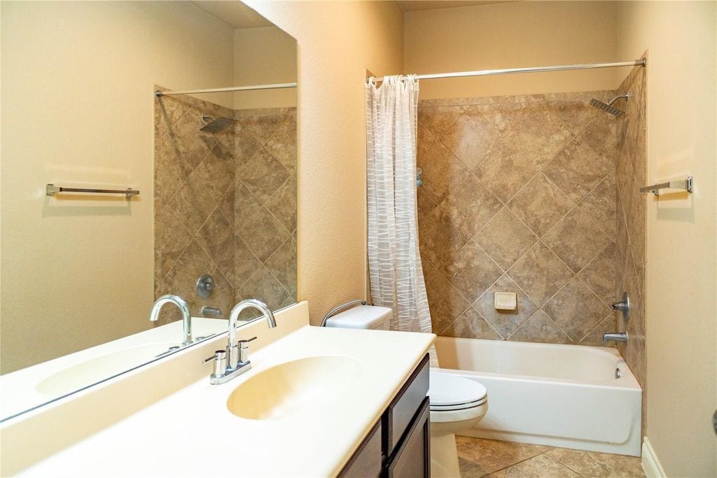 10827 Naburn Gate, Richmond, TX 77407 10827 Naburn Gate, Richmond, TX 77407