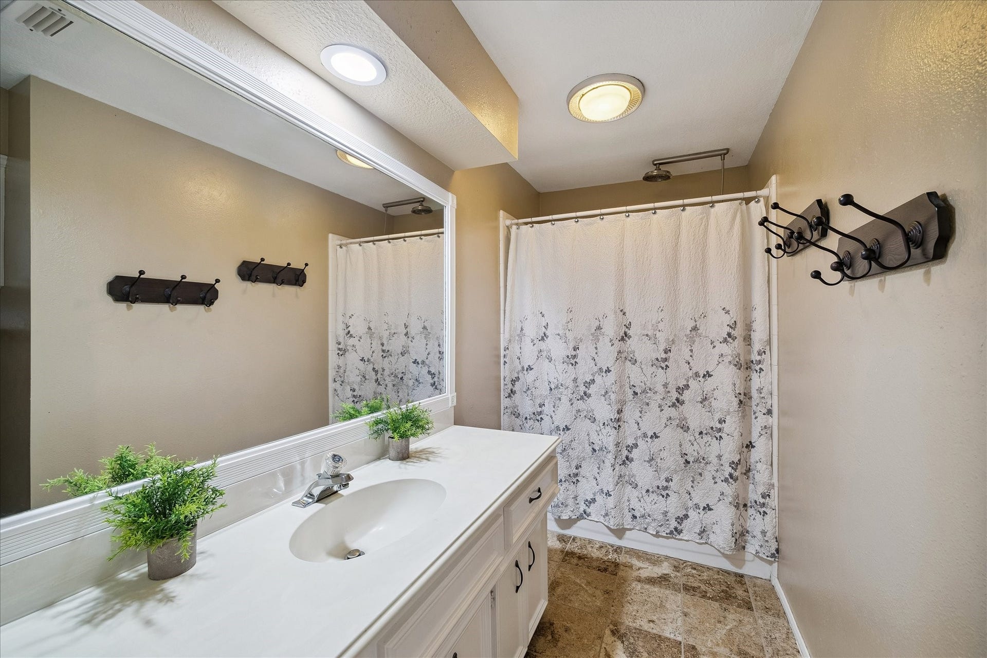 2919 Forest Garden Drive, Kingwood, TX 77345 2919 Forest Garden Drive, Kingwood, TX 77345