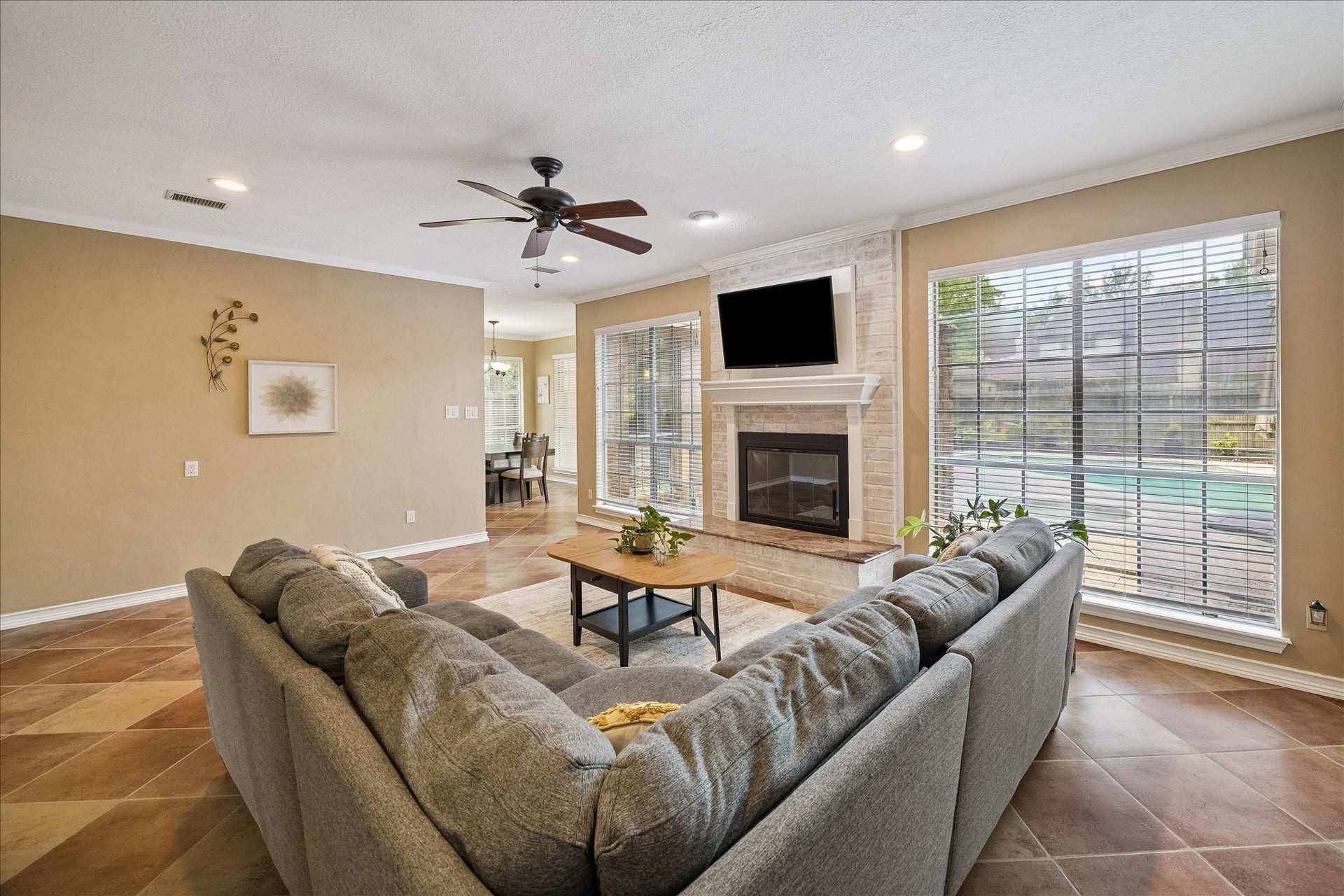 2919 Forest Garden Drive, Kingwood, TX 77345 2919 Forest Garden Drive, Kingwood, TX 77345