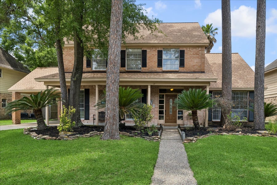 Property photo for 2919 Forest Garden Drive, Kingwood, TX