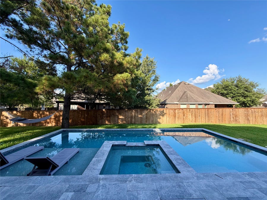 Property photo for 15 Twig corner cr, Tomball, TX
