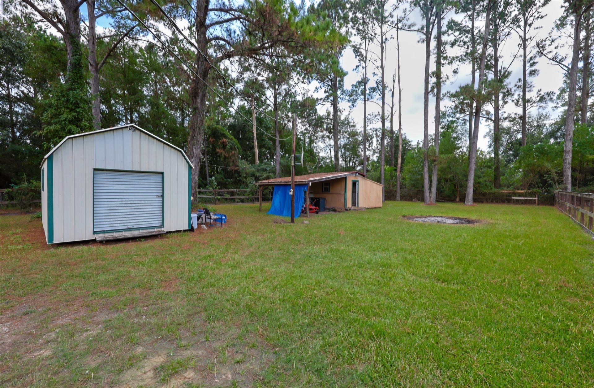 4110 Sherri Lane, Crosby, TX 77532 Storage