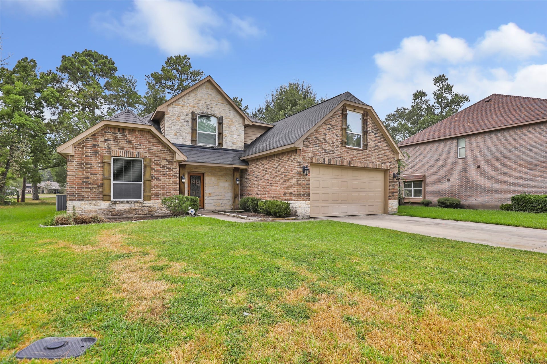 1922 Shark Court, Crosby, TX 77532