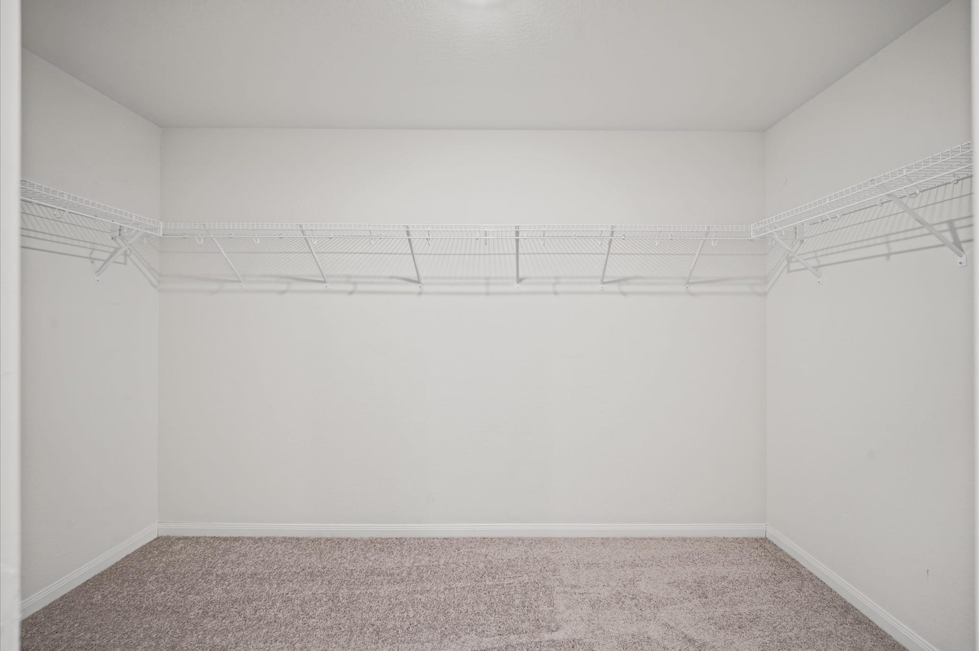327 Spanish Stone Drive, Katy, TX 77493 Large primary closet.