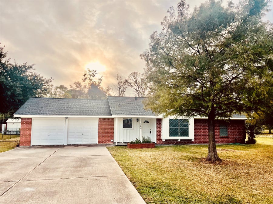 Property photo for 3106 Ferry Road, Baytown, TX