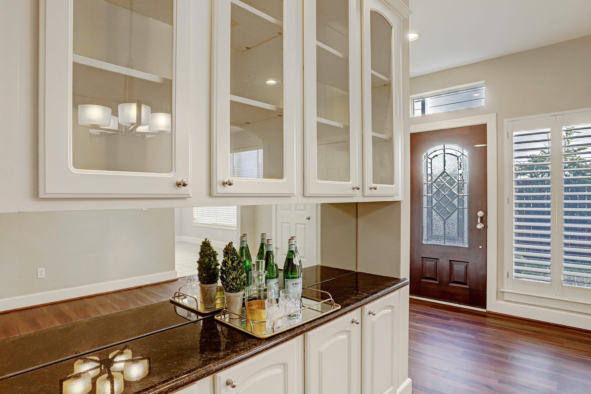 5300 Feagan Street, Houston, TX 77007 5300 Feagan Street, Houston, TX 77007