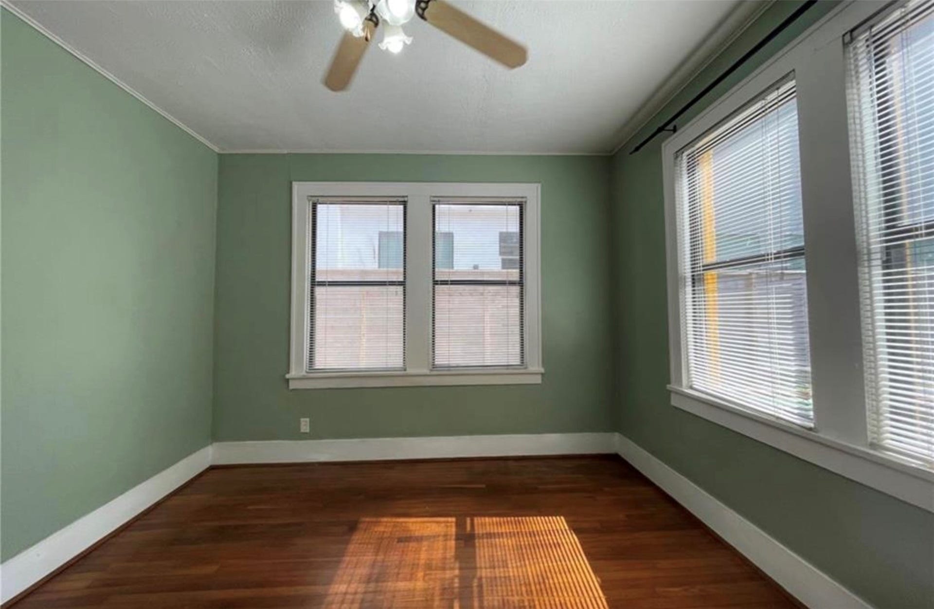 2406 Brun Street, Houston, TX 77019 2406 Brun Street, Houston, TX 77019
