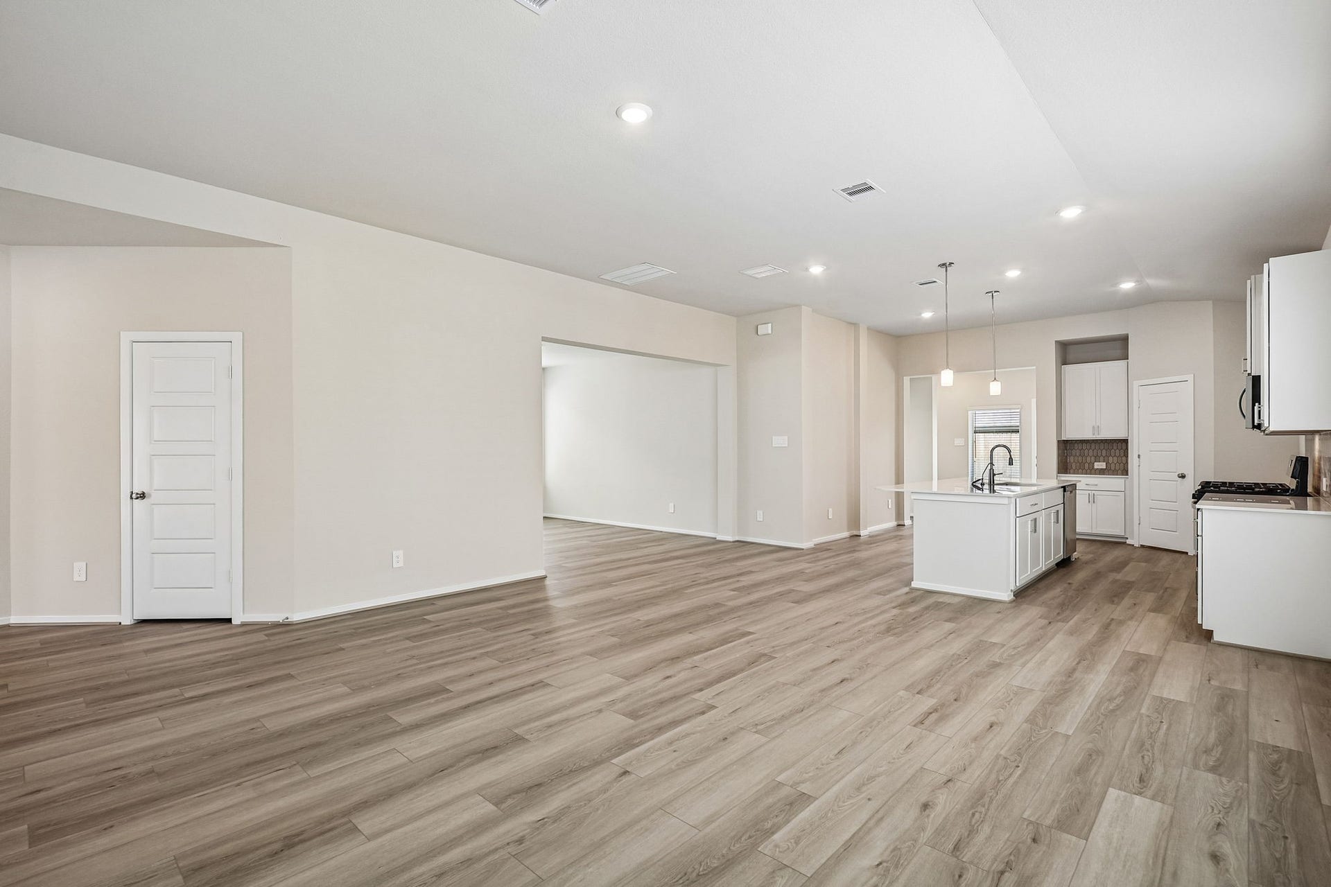 31030 De La Guerra Street, Huffman, TX 77336 31030 De La Guerra Street, Huffman, TX 77336