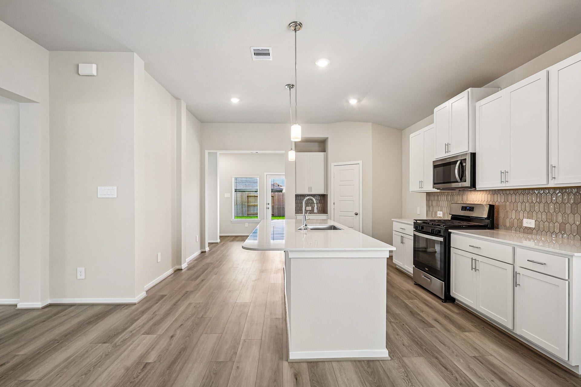 31030 De La Guerra Street, Huffman, TX 77336 31030 De La Guerra Street, Huffman, TX 77336