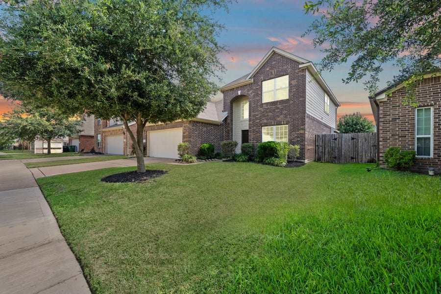 Property photo for 10735 Wall Fern Way, Houston, TX