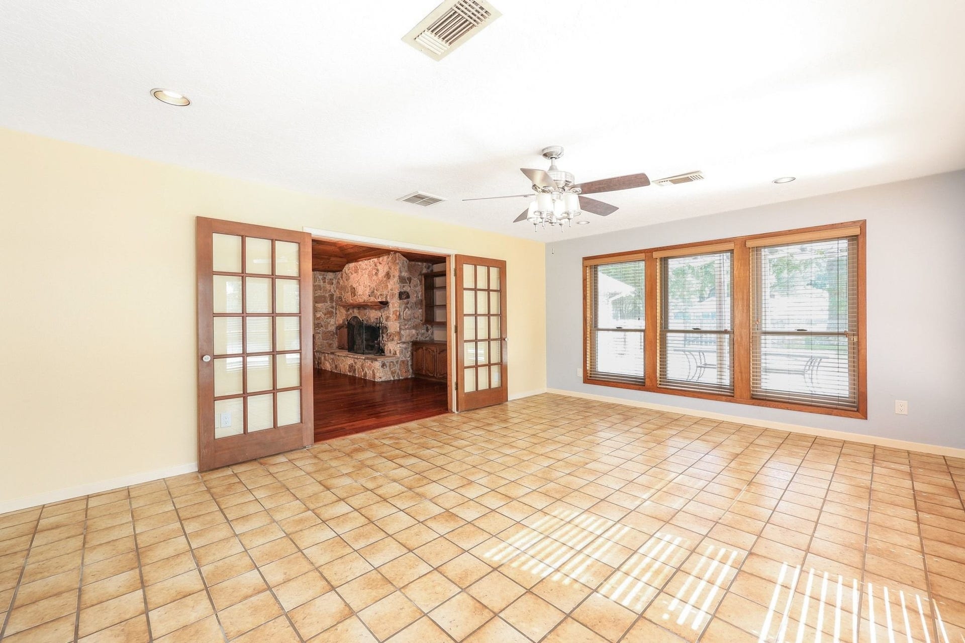 22107 Rosewood Trail, Tomball, TX 77377 The Game Room/Flex Room is located off the Family Room with Views of the Back Yard Swimming Pool