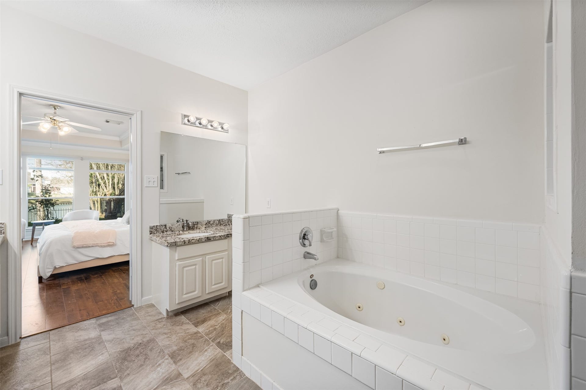 6518 Portuguese Bend Drive, Missouri City, TX 77459 6518 Portuguese Bend Drive, Missouri City, TX 77459