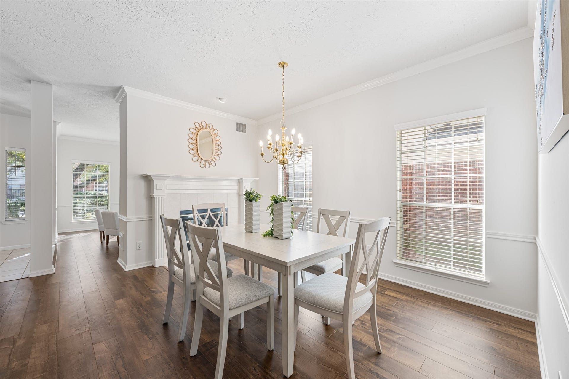 6518 Portuguese Bend Drive, Missouri City, TX 77459 Formal dining