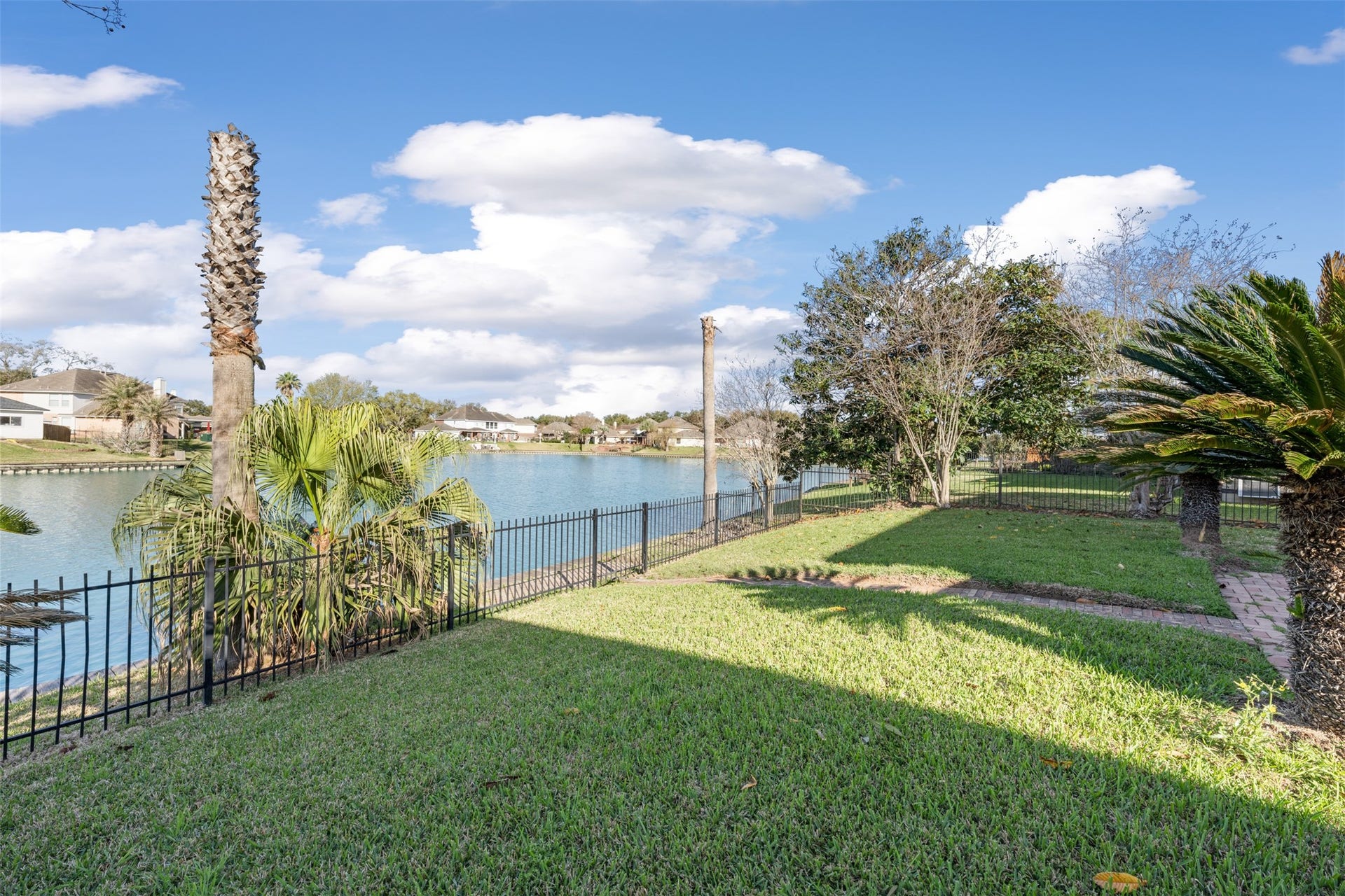 6518 Portuguese Bend Drive, Missouri City, TX 77459 6518 Portuguese Bend Drive, Missouri City, TX 77459