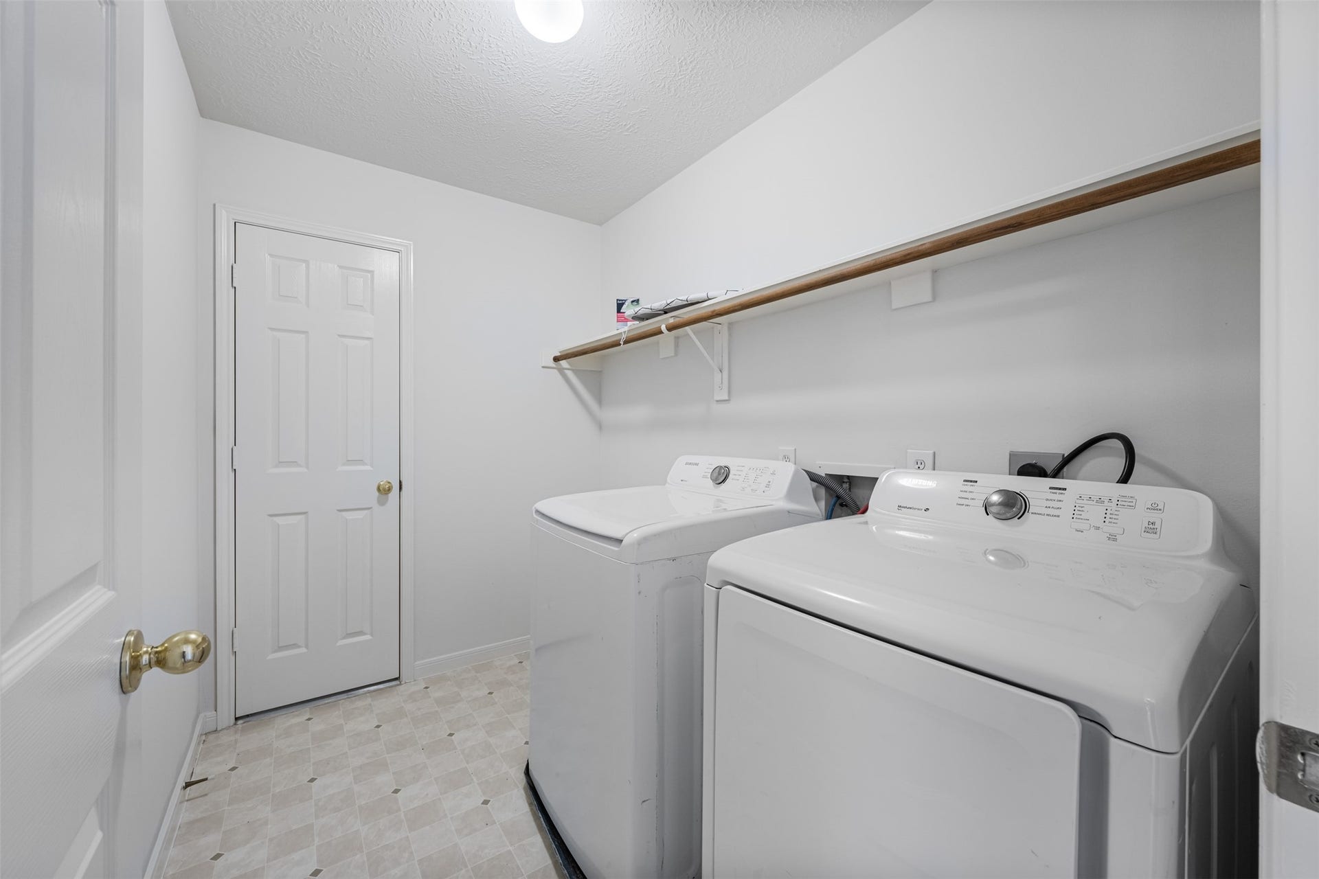 6518 Portuguese Bend Drive, Missouri City, TX 77459 6518 Portuguese Bend Drive, Missouri City, TX 77459