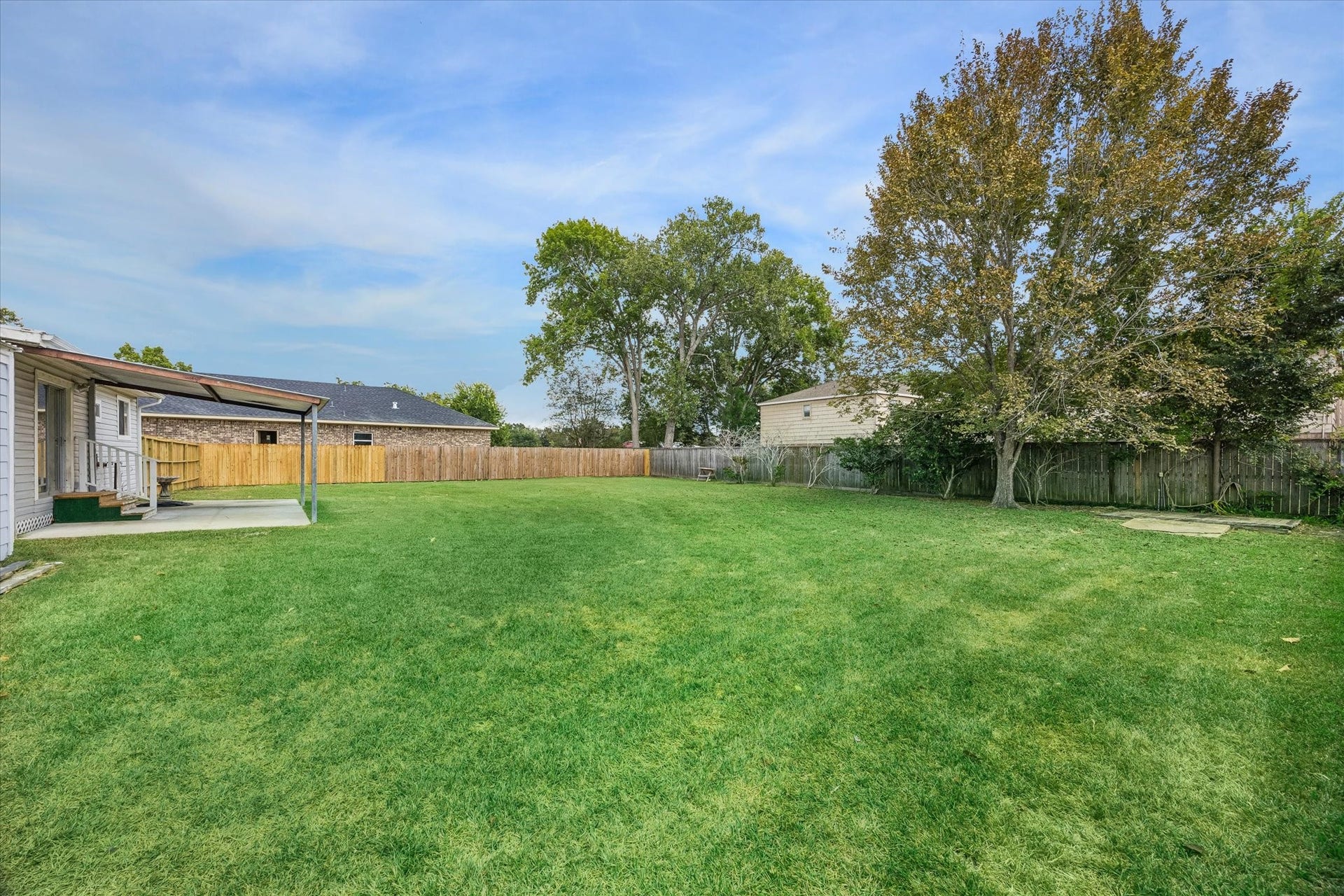 218 N Ormsby Street, Alvin, TX 77511 218 N Ormsby Street, Alvin, TX 77511