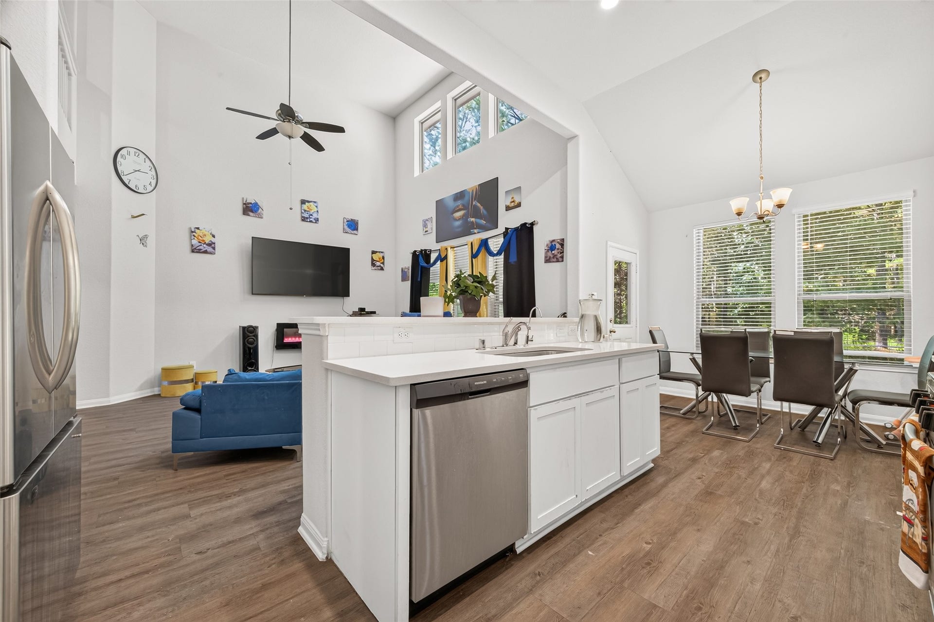 9689 Waller Street, Conroe, TX 77303 9689 Waller Street, Conroe, TX 77303