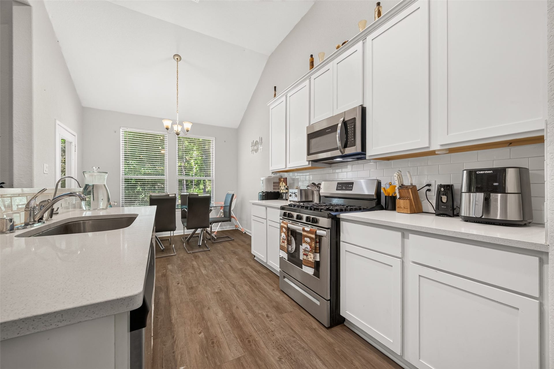 9689 Waller Street, Conroe, TX 77303 9689 Waller Street, Conroe, TX 77303
