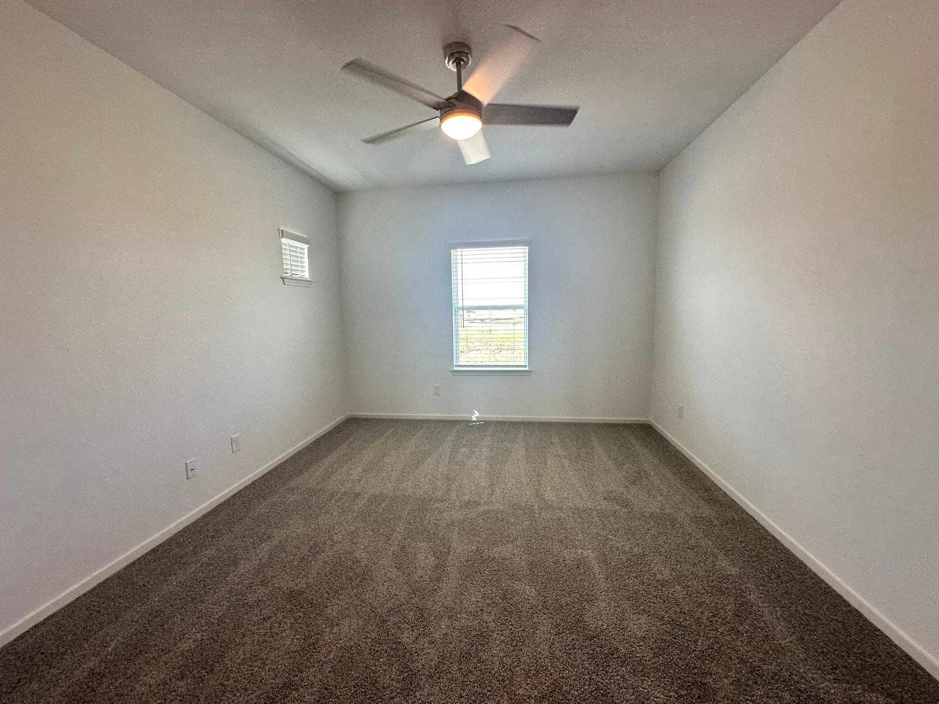 2506 Caspian Creek Lane, Iowa Colony, TX 77583