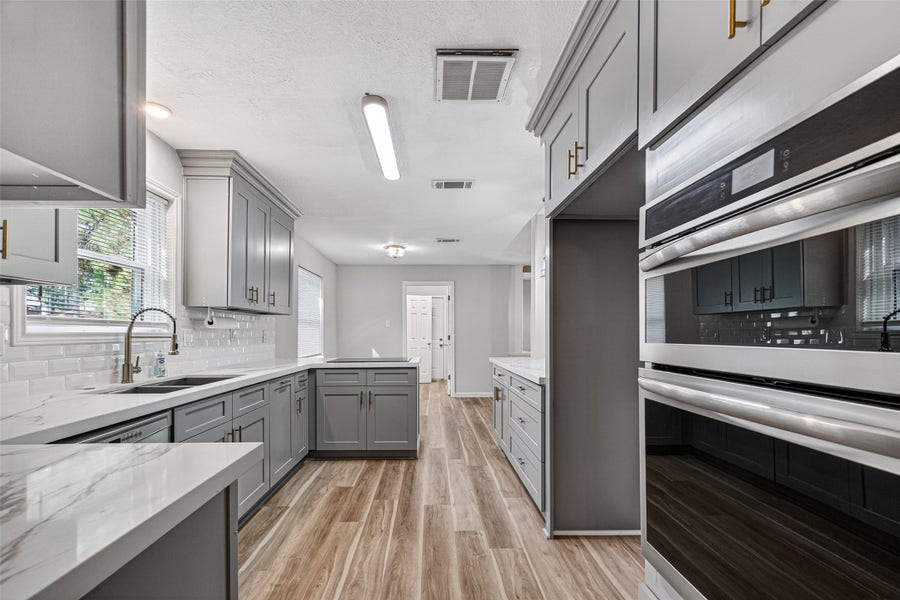 Property photo for 25503 Foxbriar Lane, Spring, TX